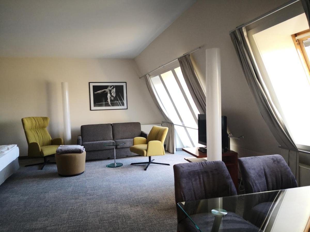 First Inn Hotel Zwickau Extérieur photo