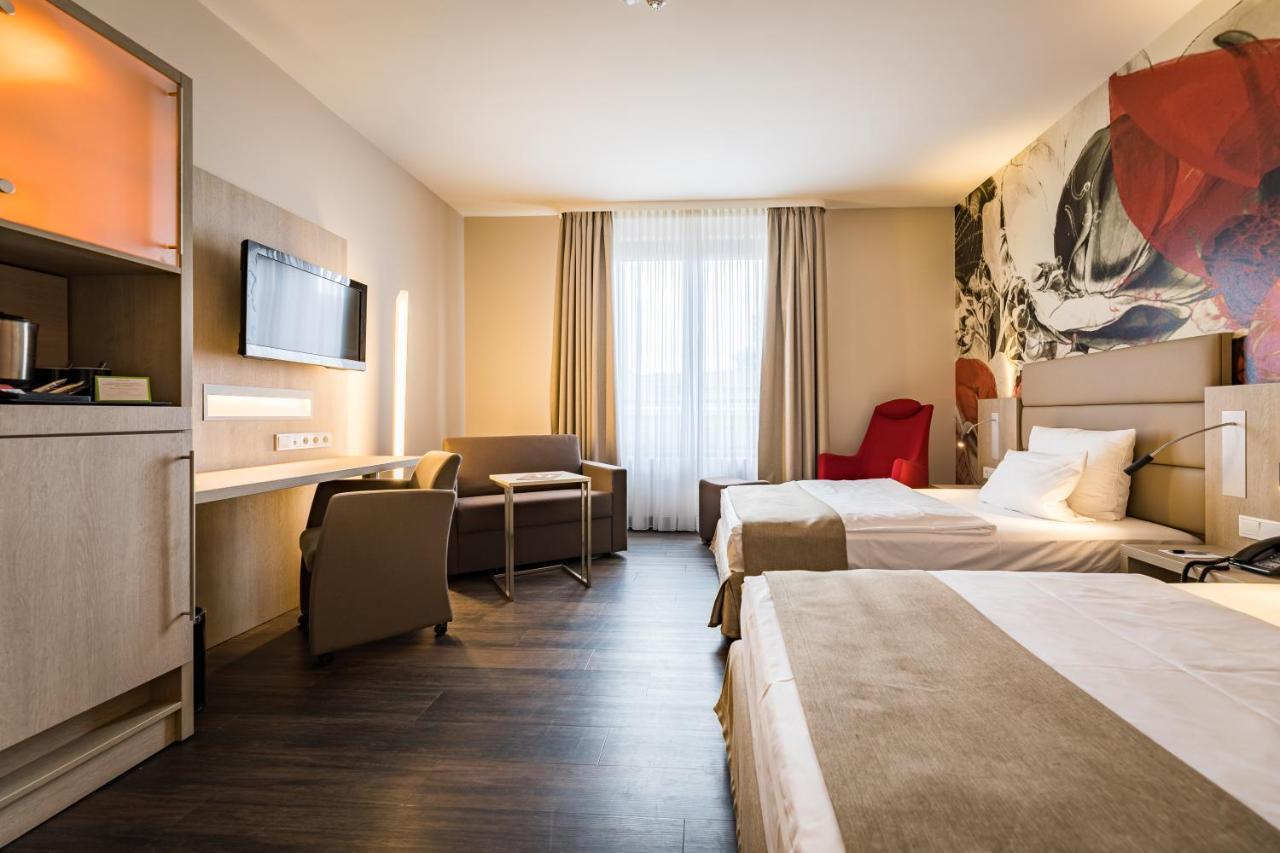First Inn Hotel Zwickau Extérieur photo