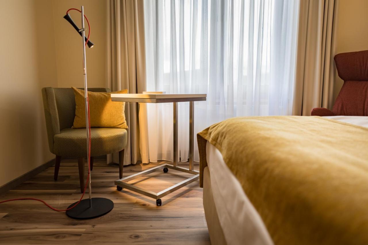 First Inn Hotel Zwickau Extérieur photo