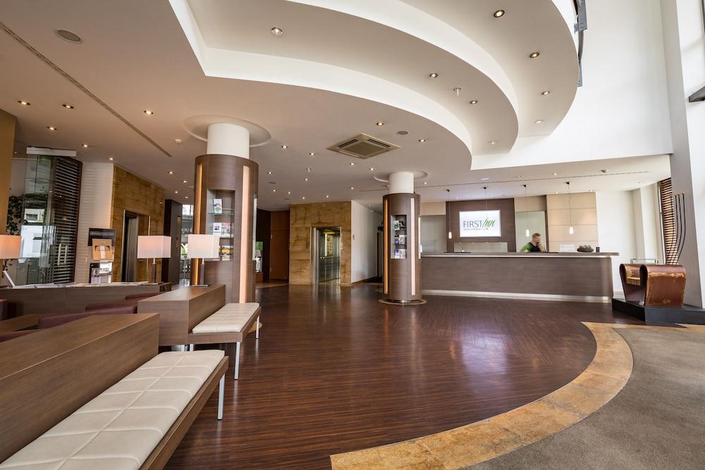 First Inn Hotel Zwickau Extérieur photo