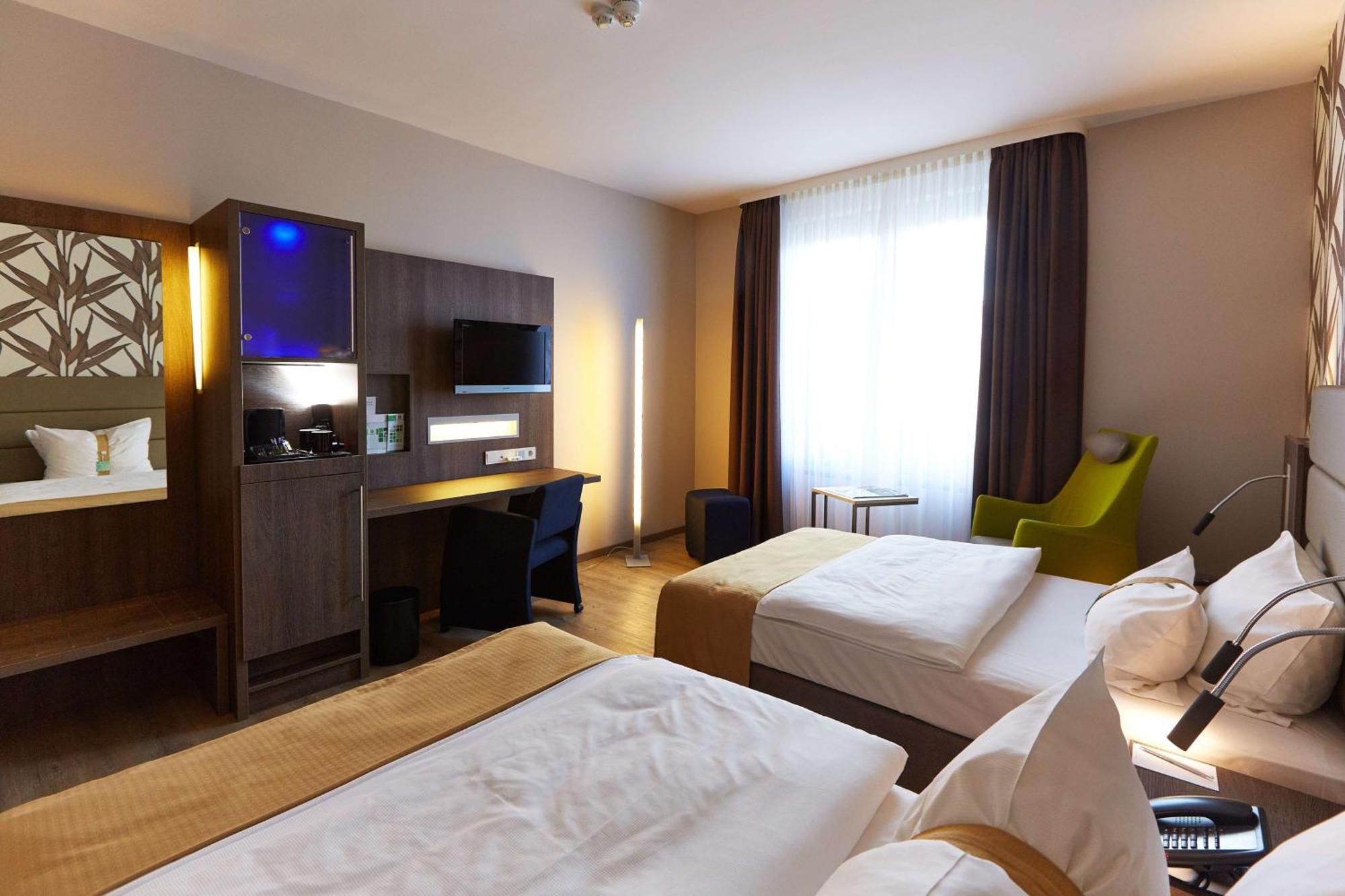 First Inn Hotel Zwickau Extérieur photo