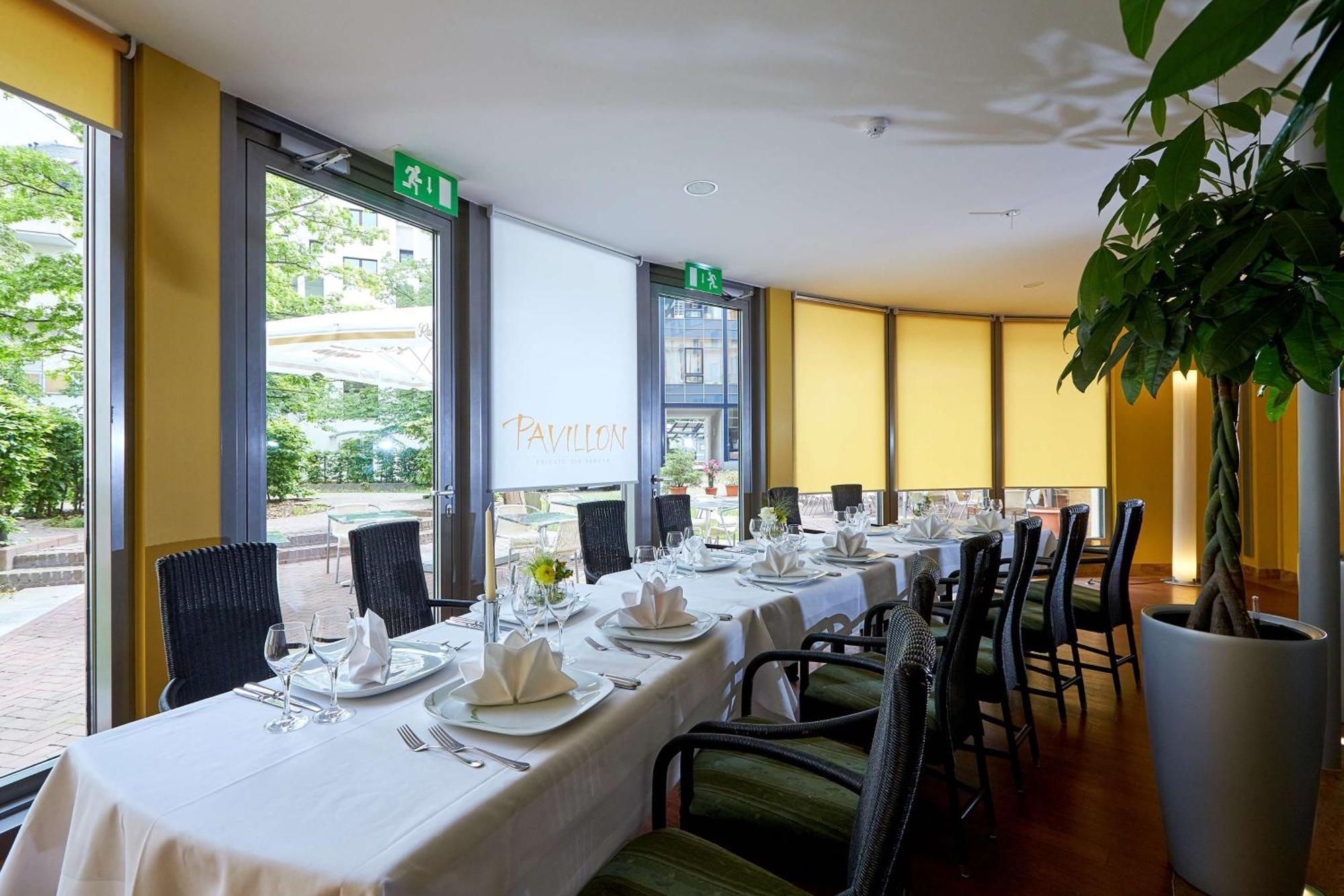 First Inn Hotel Zwickau Extérieur photo