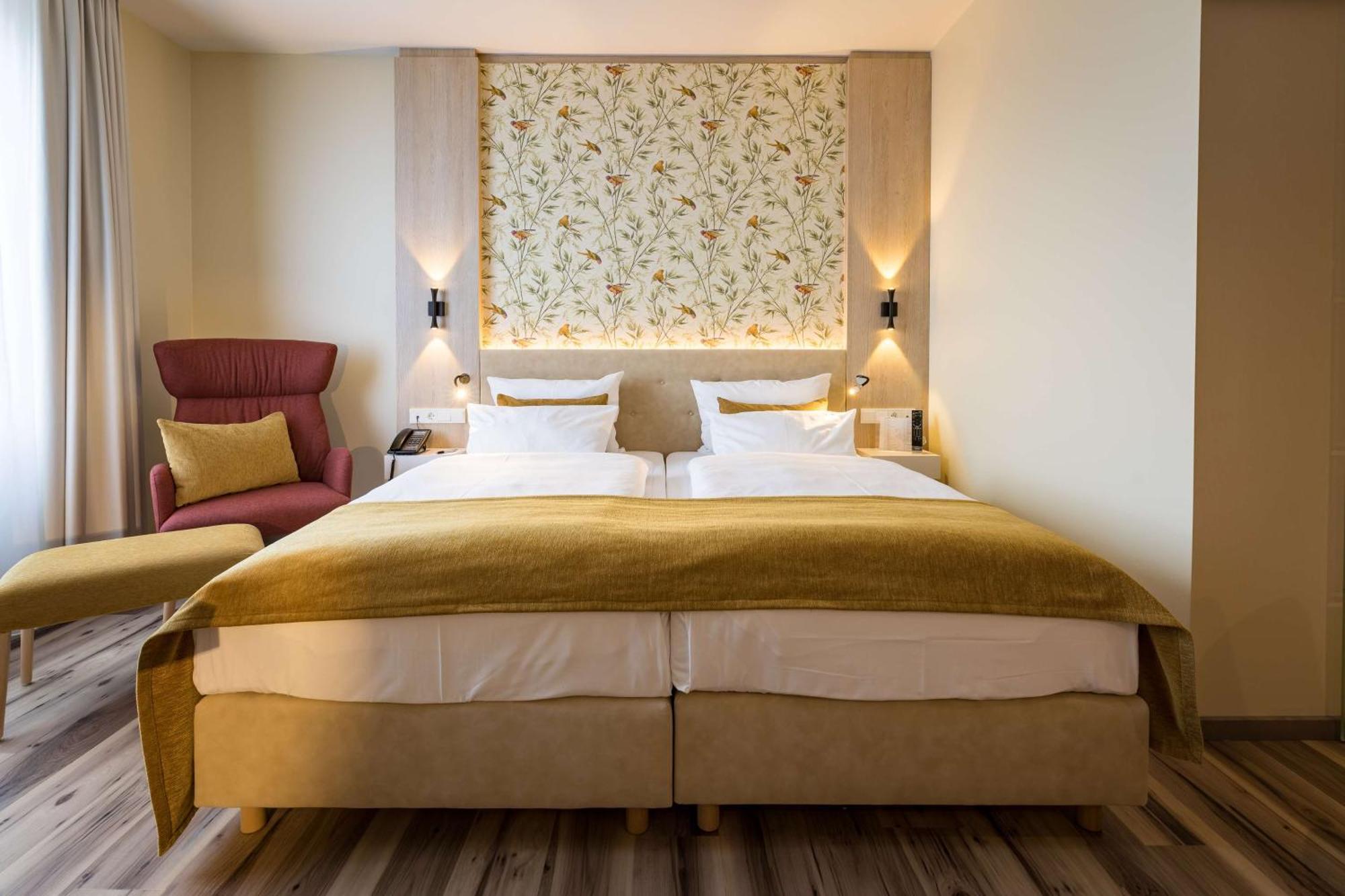 First Inn Hotel Zwickau Extérieur photo
