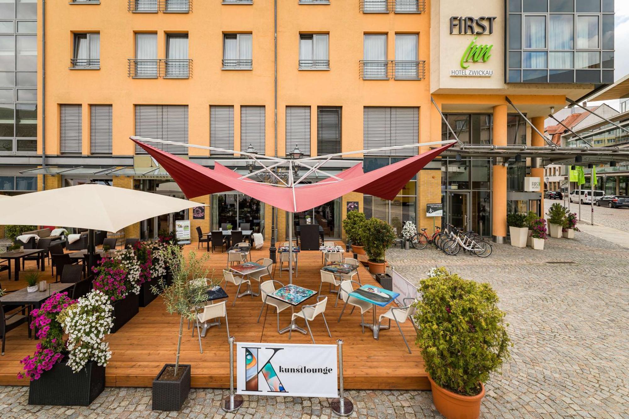 First Inn Hotel Zwickau Extérieur photo